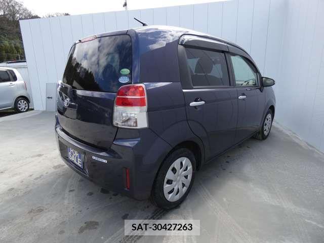 Toyota SPADE 2013-09 313679-5