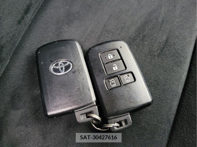 Toyota VOXY 2017-09 289150-11
