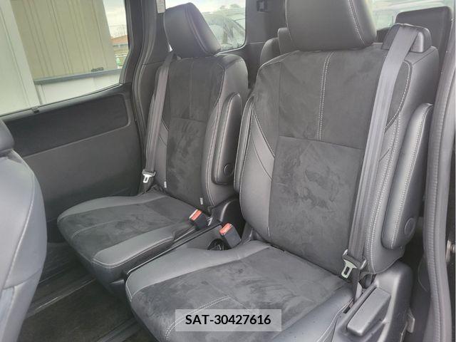 Toyota VOXY 2017-09 289150-4
