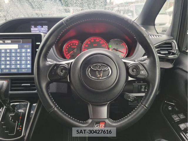Toyota VOXY 2017-09 289150-18