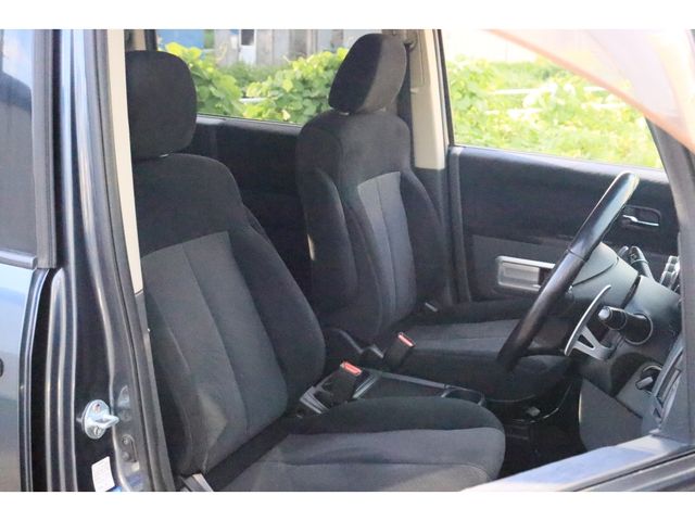 Mitsubishi DELICA D5 2007-11 18152-12