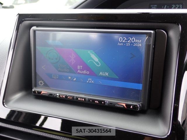 Toyota NOAH 2018-05 347769-4