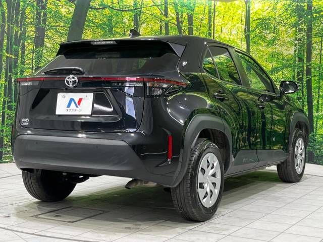 Toyota YARIS CROSS 2023-03 186042-17