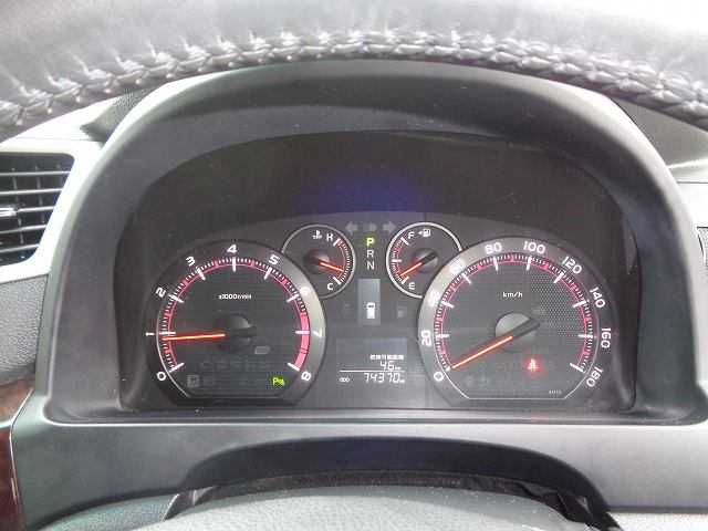 Toyota VELLFIRE 2011-12 20746-4