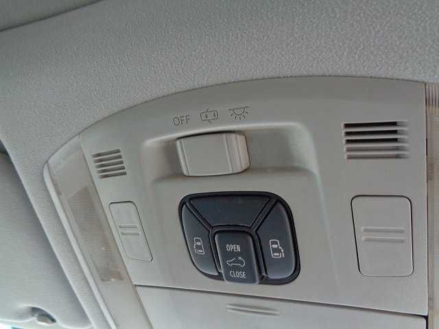 Toyota VELLFIRE 2011-12 20746-9
