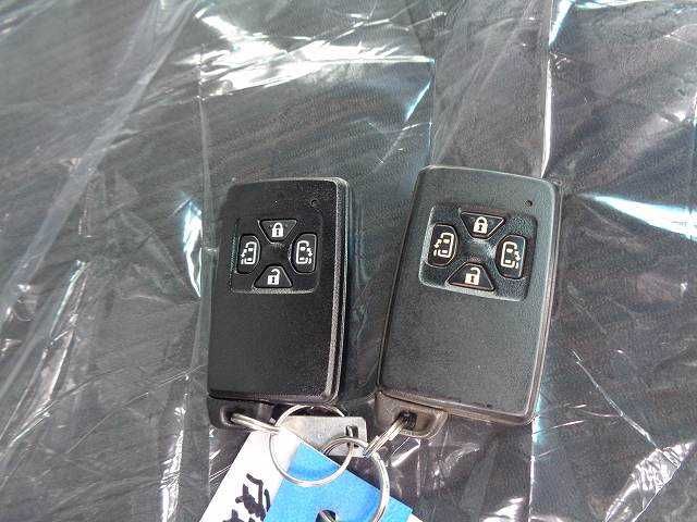 Toyota VELLFIRE 2011-12 20746-19