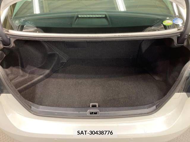 Lexus HS 2012-02 229128-10