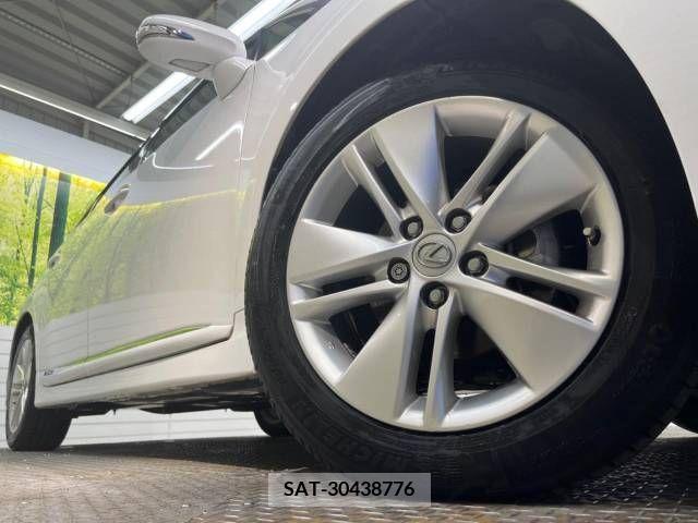 Lexus HS 2012-02 229128-13