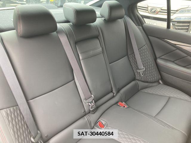 Nissan SKYLINE 2019-10 378814-24