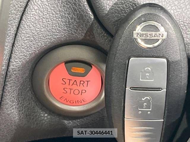 Nissan NOTE 2015-12 335669-6