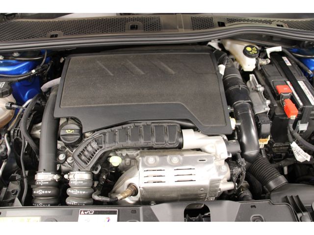 Peugeot 2008 2020-09 12781-29