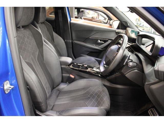 Peugeot 2008 2020-09 12781-14