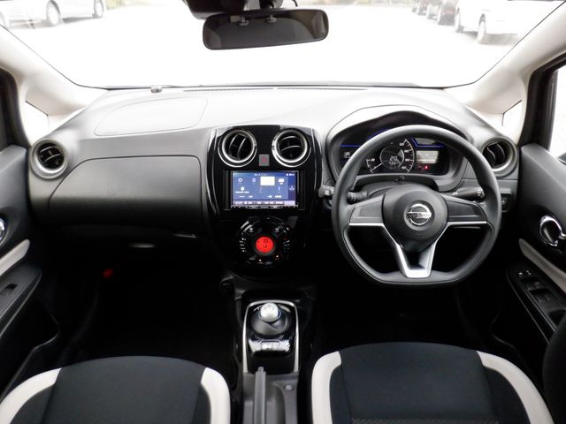 Nissan NOTE 2020-06 3057-1