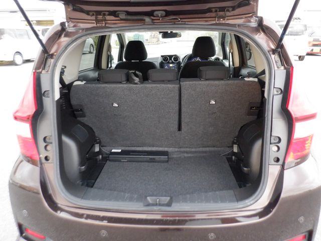 Nissan NOTE 2020-06 3057-8