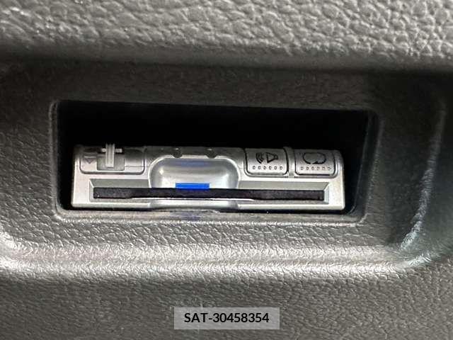 Nissan CUBE 2011-08 326895-14