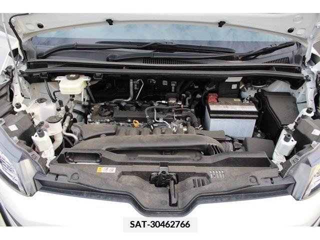 Toyota NOAH 2023-04 351919-18