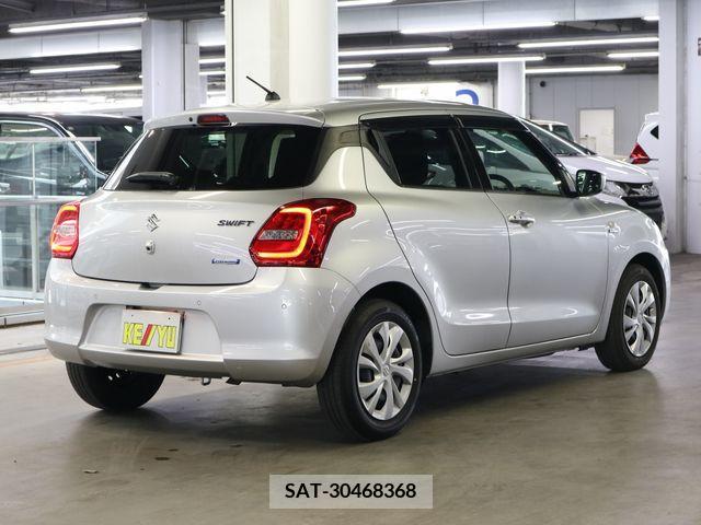 Suzuki SWIFT 2022-11 369058-1