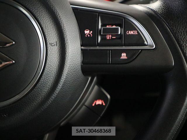 Suzuki SWIFT 2022-11 369058-21