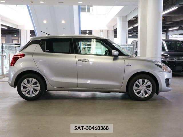 Suzuki SWIFT 2022-11 369058-7