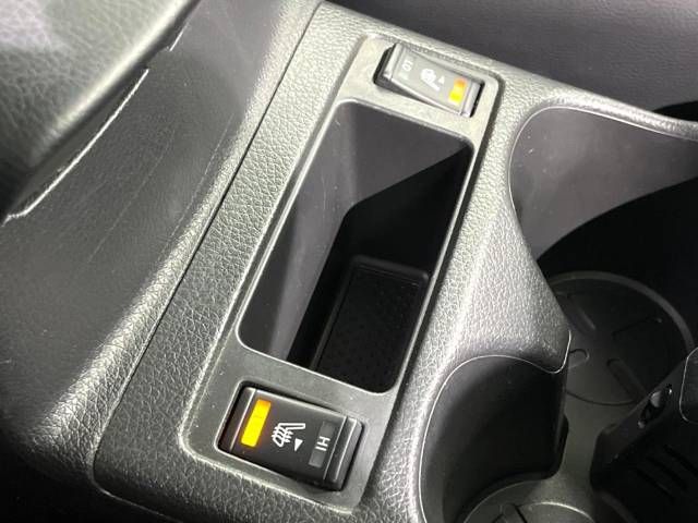 Nissan X-TRAIL 2015-04 24721-7