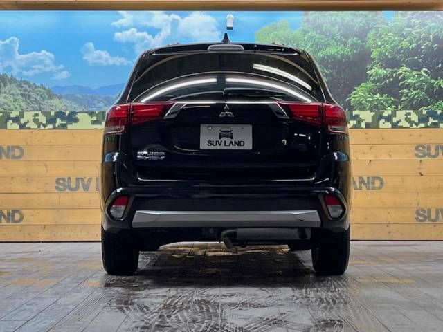 Mitsubishi OUTLANDER PHEV 2018-06 186628-16
