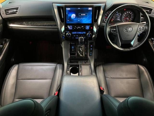Toyota ALPHARD 2019-02 27576-1