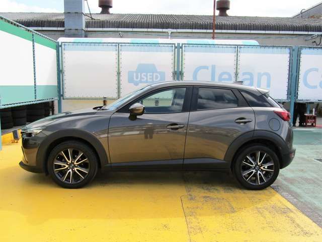 Mazda CX-3 2017-09 21938-9