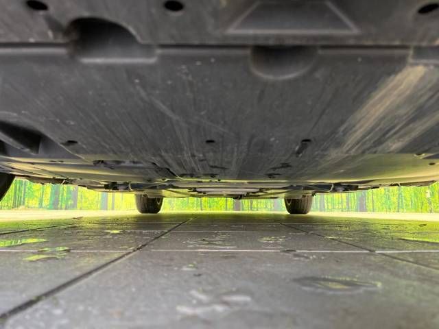 Toyota PRIUS 2018-12 195039-19