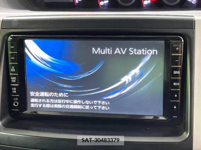 Toyota VOXY 2010-02 386765-2