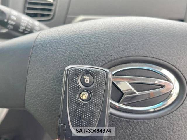 Daihatsu MOVE CUSTOM 2009-03 250756-8