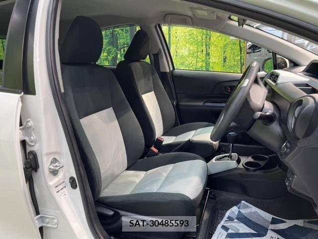 Toyota AQUA 2014-06 351218-8