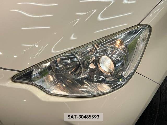 Toyota AQUA 2014-06 351218-12