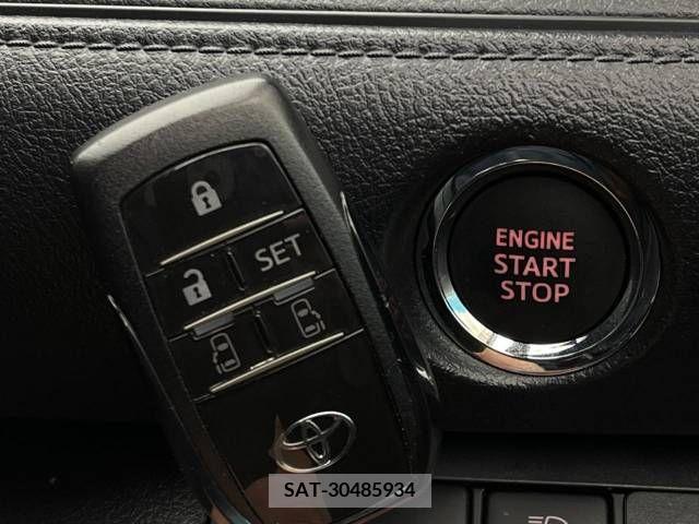 Toyota SIENTA 2021-08 285028-8