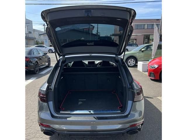 Audi RS4 2019-09 3072-15
