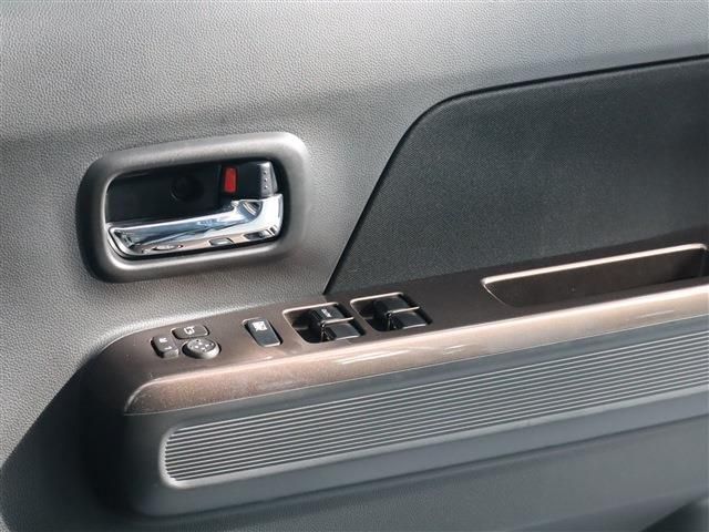 Suzuki WAGON R 2022-10 18945-21