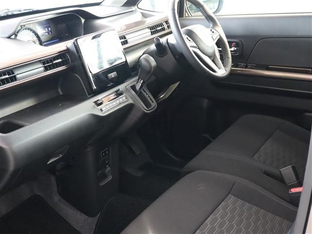 Suzuki WAGON R 2022-10 18945-25
