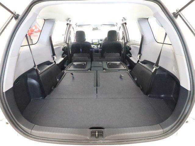 Toyota WISH 2011-02 14136-8