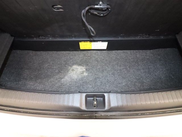 Toyota WISH 2011-02 14136-9