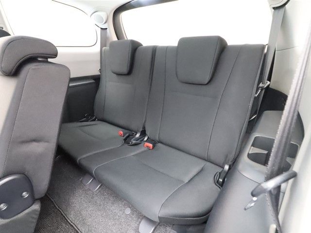 Toyota WISH 2011-02 14136-7