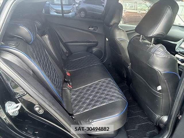 Toyota PRIUS 2017-04 366626-18