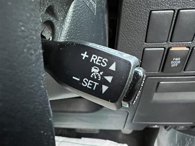 Toyota ALPHARD 2015-02 6352-11
