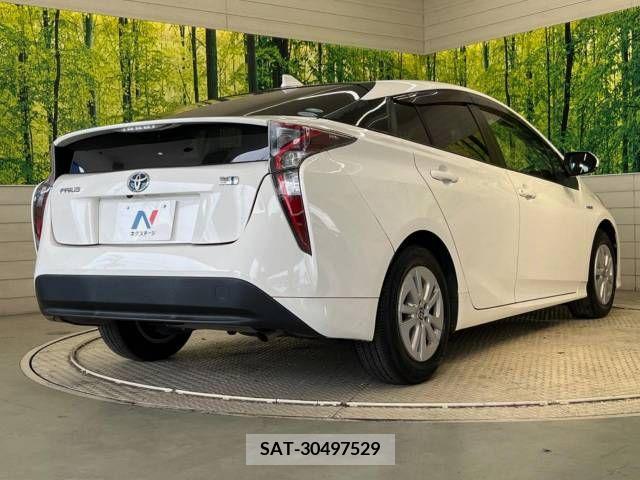 Toyota PRIUS 2017-07 393402-17