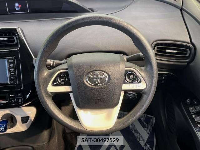 Toyota PRIUS 2017-07 393402-11