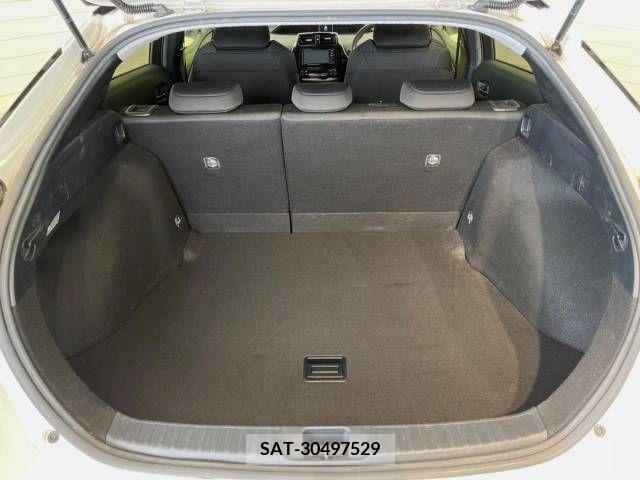 Toyota PRIUS 2017-07 393402-10