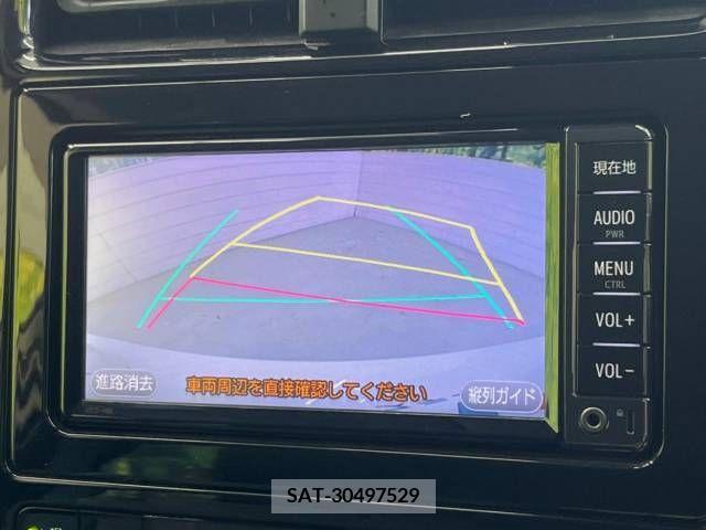 Toyota PRIUS 2017-07 393402-3