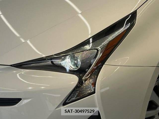 Toyota PRIUS 2017-07 393402-12