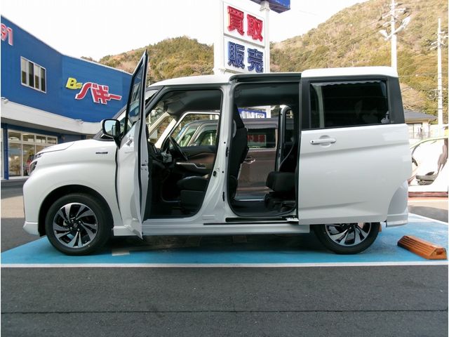 Suzuki SOLIO BANDIT 2023-01 3566-3