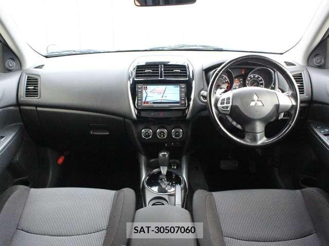 Mitsubishi RVR 2012-03 388552-1