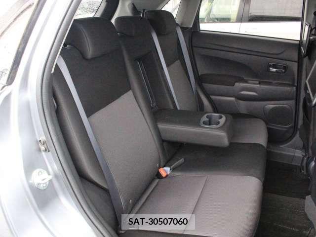 Mitsubishi RVR 2012-03 388552-11