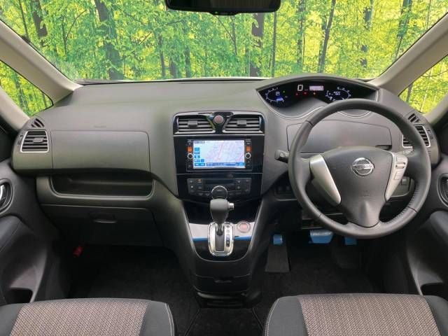 Nissan SERENA 2014-11 192454-1